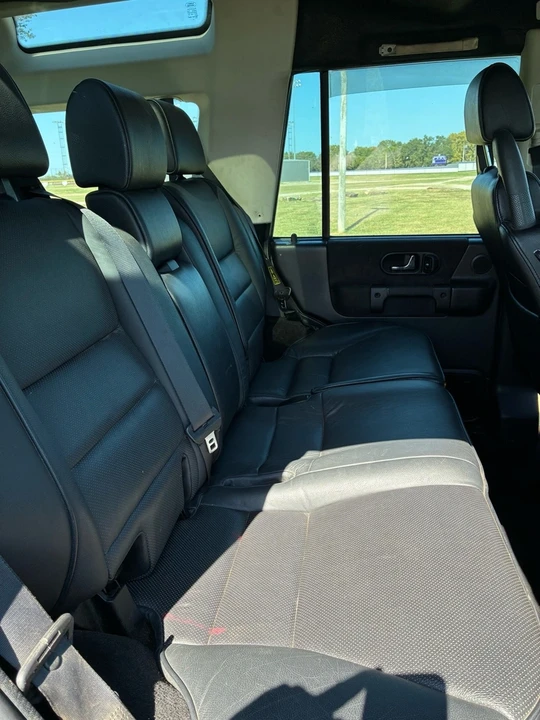 2004 Land Rover Discovery 2nd Gen - Image 15 of 21