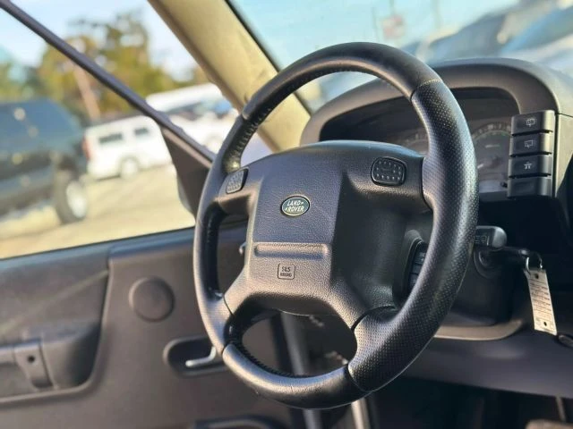 2004 Land Rover Discovery 2nd Gen - Image 11 of 12