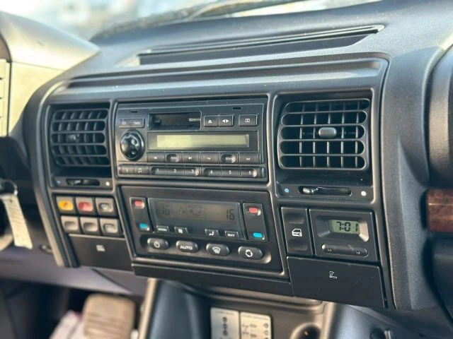 2004 Land Rover Discovery 2nd Gen - Image 12 of 12