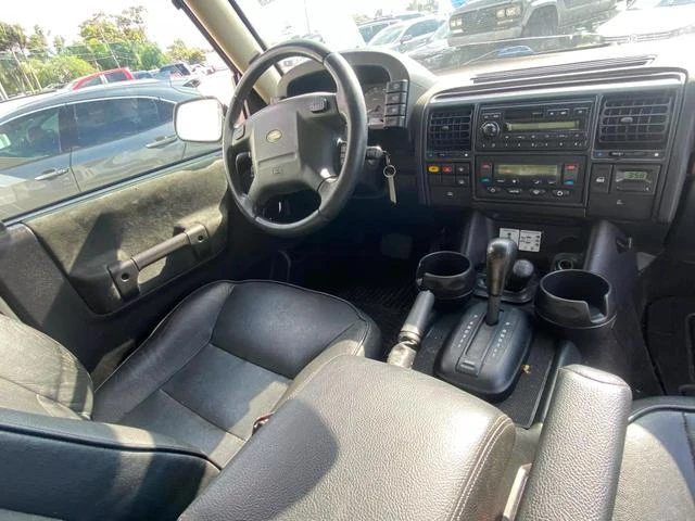 2004 Land Rover Discovery 2nd Gen - Image 8 of 12