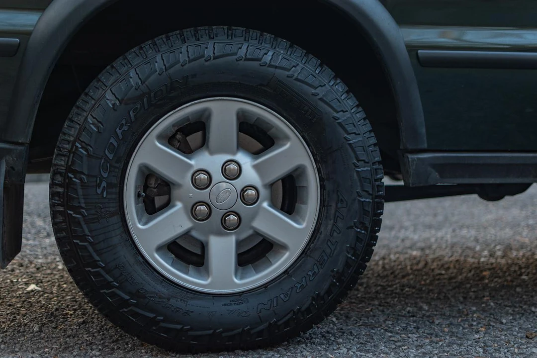 2004 Land Rover Discovery 2nd Gen - Image 10 of 31