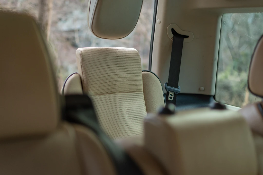 2004 Land Rover Discovery 2nd Gen - Image 17 of 31