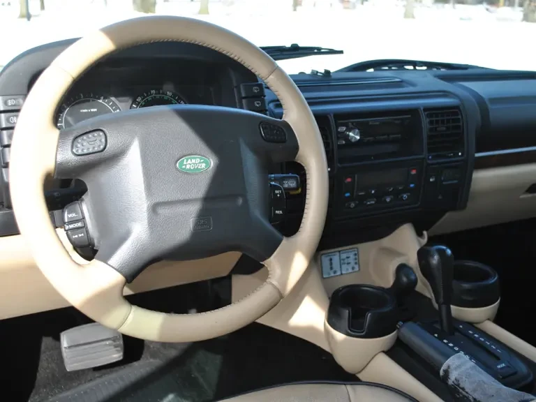 2004 Land Rover Discovery 2nd Gen - Image 9 of 19