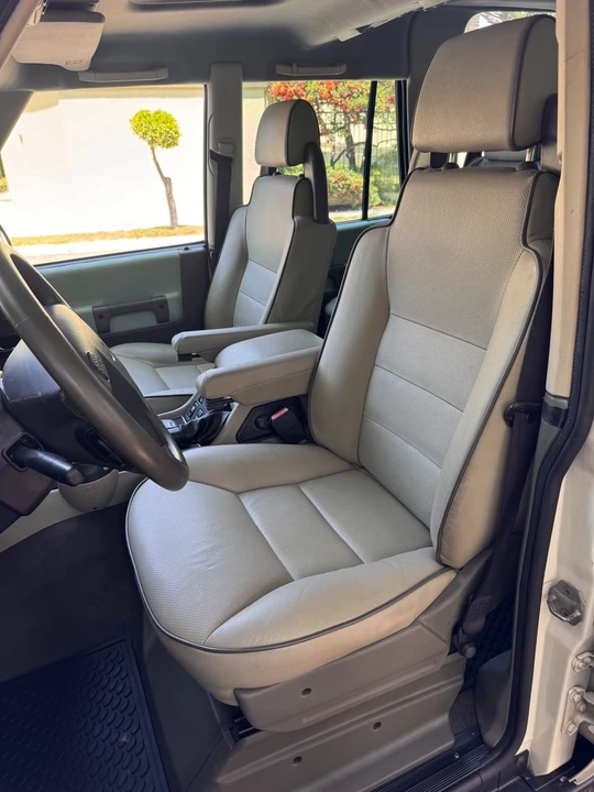 2004 Land Rover Discovery 2nd Gen - Image 14 of 21