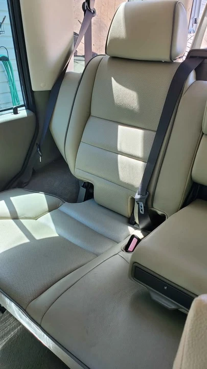 2004 Land Rover Discovery 2nd Gen - Image 16 of 17