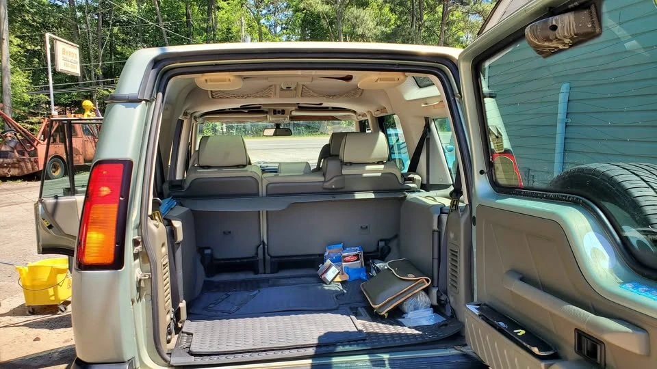 2004 Land Rover Discovery 2nd Gen - Image 12 of 17