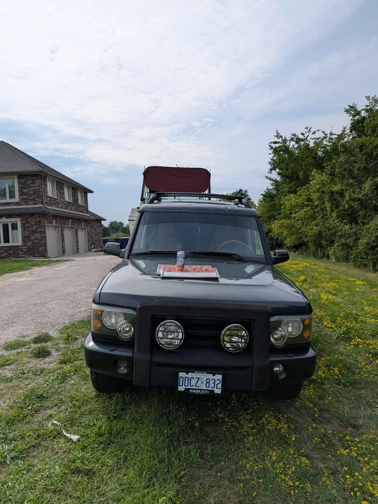 2004 Land Rover Discovery 2nd Gen - Image 2 of 8