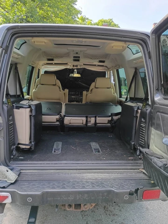 2004 Land Rover Discovery 2nd Gen - Image 3 of 13