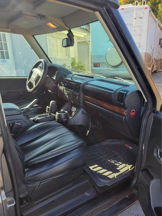 2004 Land Rover Discovery 2nd Gen - Image 5 of 10