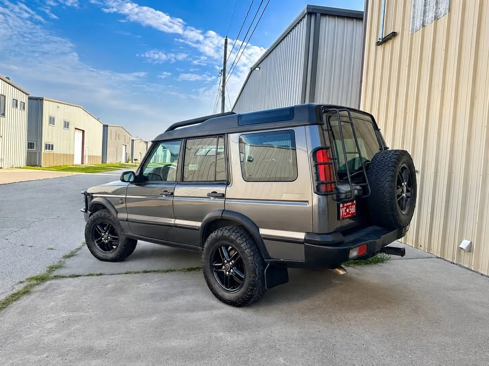 2004 Land Rover Discovery 2nd Gen - Image 3 of 10