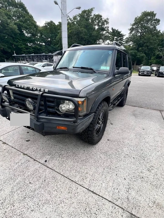 2004 Land Rover Discovery 2nd Gen - Image 2 of 11