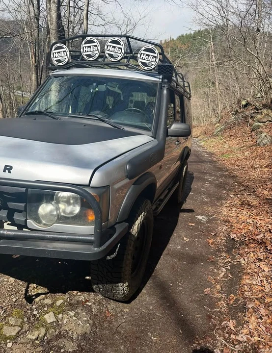 2004 Land Rover Discovery 2nd Gen - Image 3 of 4