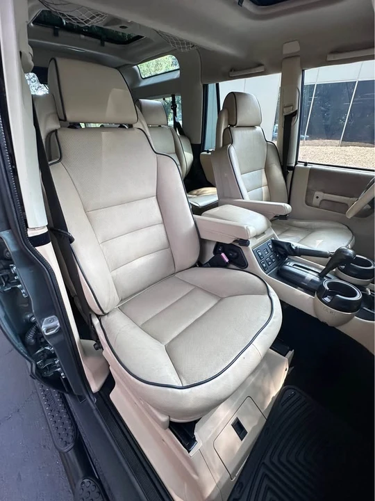 2004 Land Rover Discovery 2nd Gen - Image 9 of 20