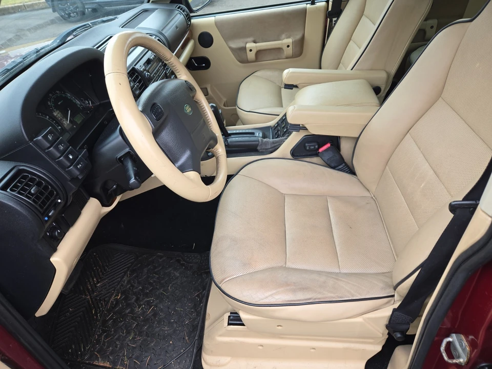 2004 Land Rover Discovery 2nd Gen - Image 12 of 21