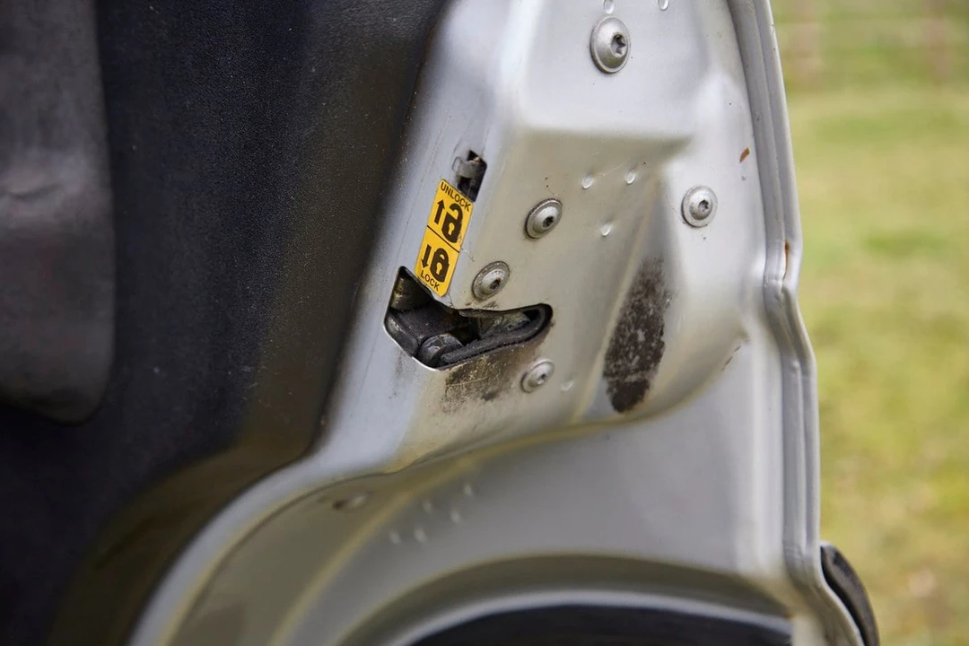 2004 Land Rover Discovery 2nd Gen - Image 30 of 30