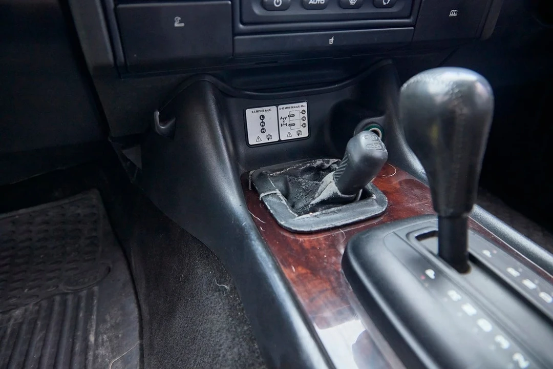 2004 Land Rover Discovery 2nd Gen - Image 23 of 30