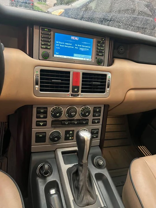 2004 Land Rover Range Rover L322 - Image 10 of 12
