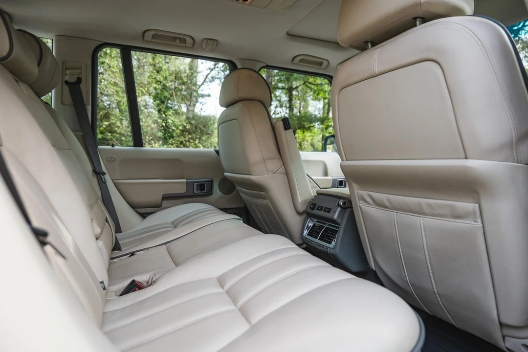 2004 Land Rover Range Rover L322 - Image 13 of 30