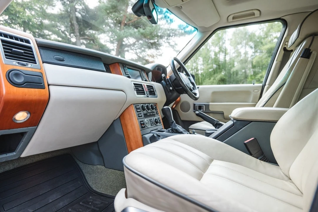 2004 Land Rover Range Rover L322 - Image 2 of 30