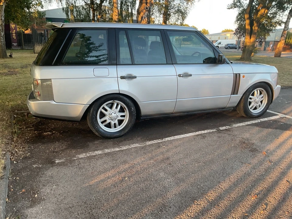 2004 Land Rover Range Rover L322 - Image 12 of 30
