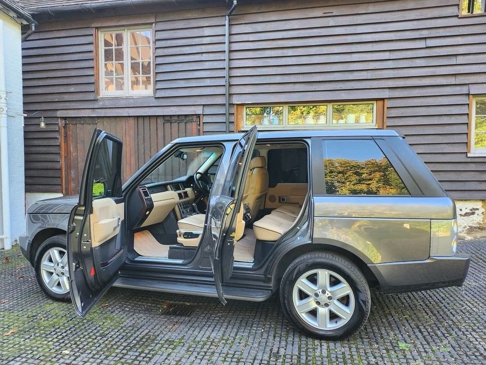 2004 Land Rover Range Rover L322 - Image 8 of 30