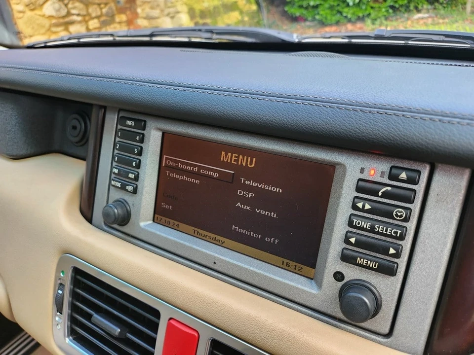 2004 Land Rover Range Rover L322 - Image 16 of 30
