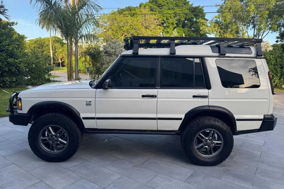 2004 Land Rover Discovery 2nd Gen - Image 11 of 13