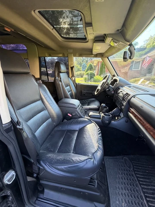 2004 Land Rover Discovery 2nd Gen - Image 6 of 12