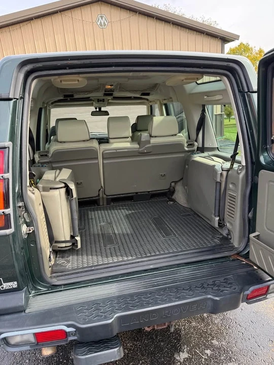 2004 Land Rover Discovery 2nd Gen - Image 10 of 16