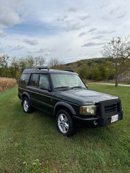 2004 Land Rover Discovery 2nd Gen - Image 2 of 16