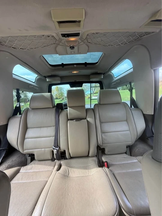 2004 Land Rover Discovery 2nd Gen - Image 9 of 16