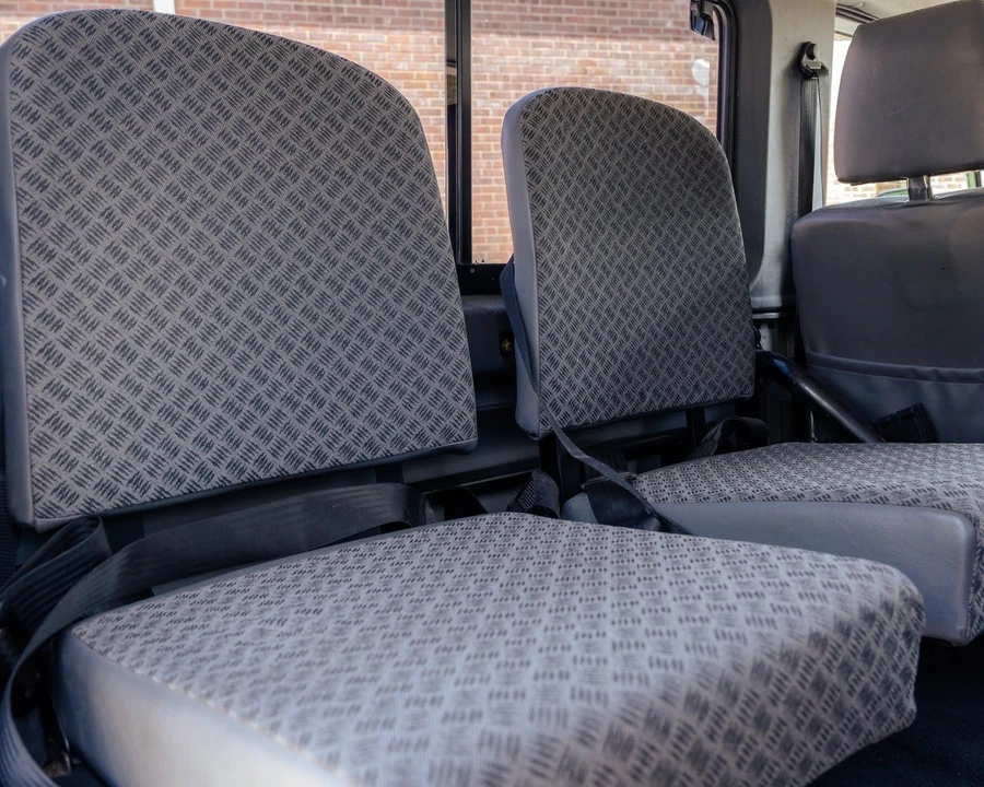 2004 Land Rover Defender 90 - Image 24 of 30
