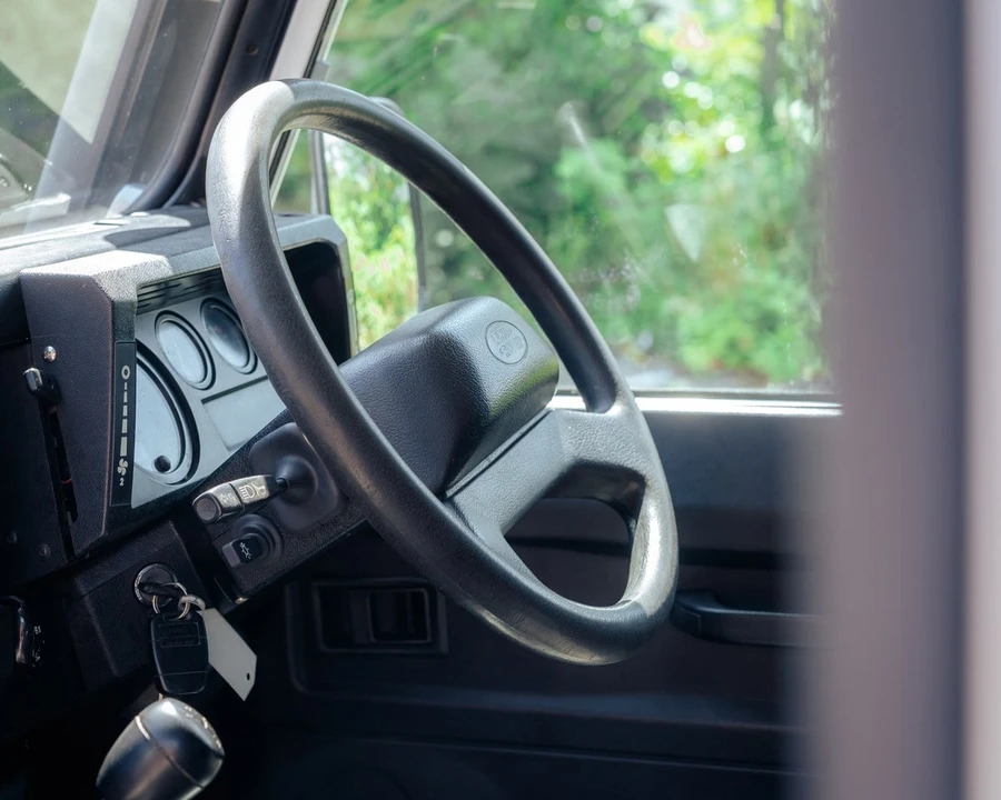 2004 Land Rover Defender 90 - Image 27 of 30