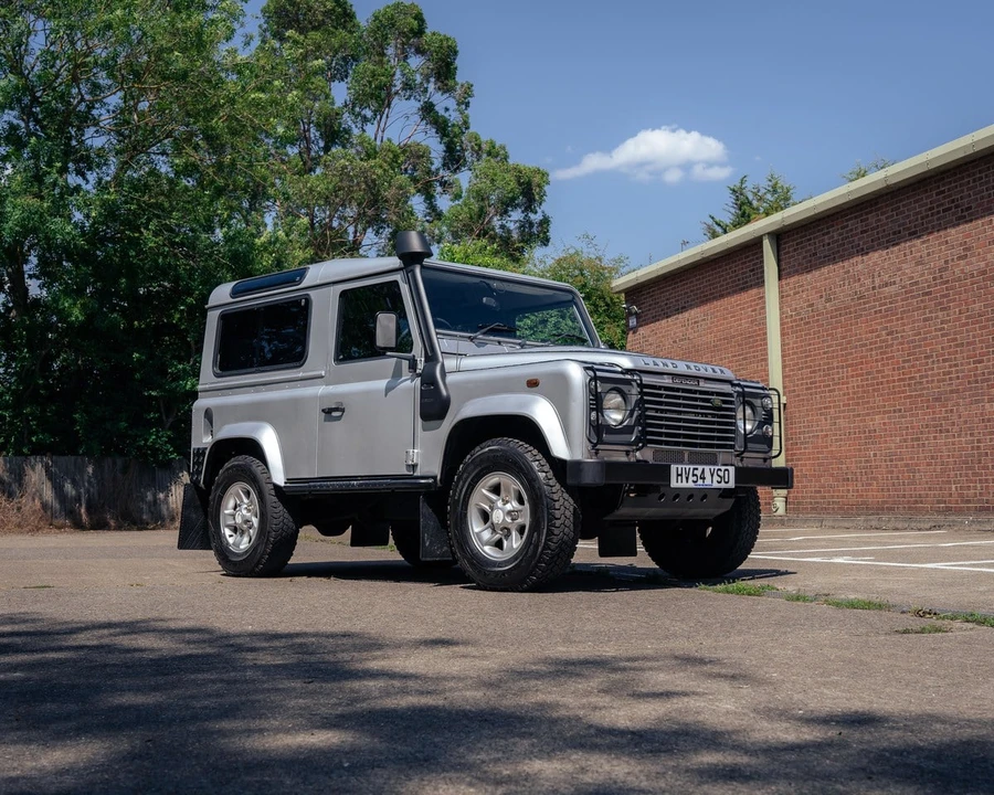 2004 Land Rover Defender 90 - Image 2 of 30