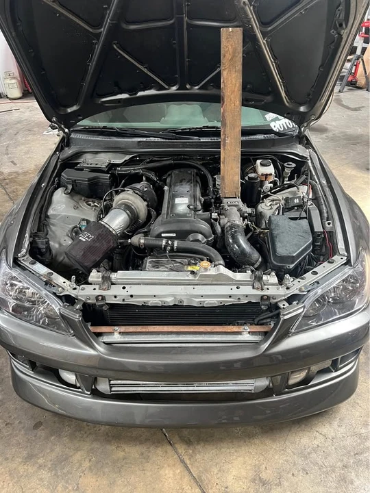 2004 Lexus IS 1st Gen - Image 6 of 13