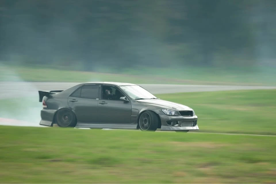 2004 Lexus IS 1st Gen - Image 7 of 15