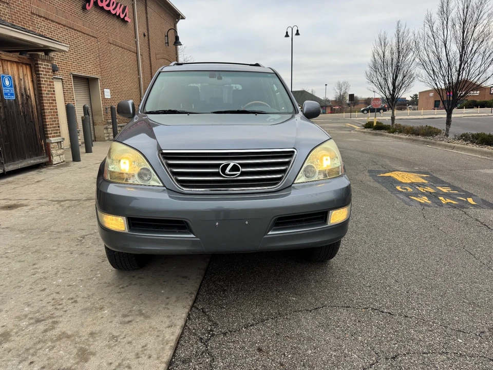 2004 Lexus GX 1st Gen - Image 2 of 20