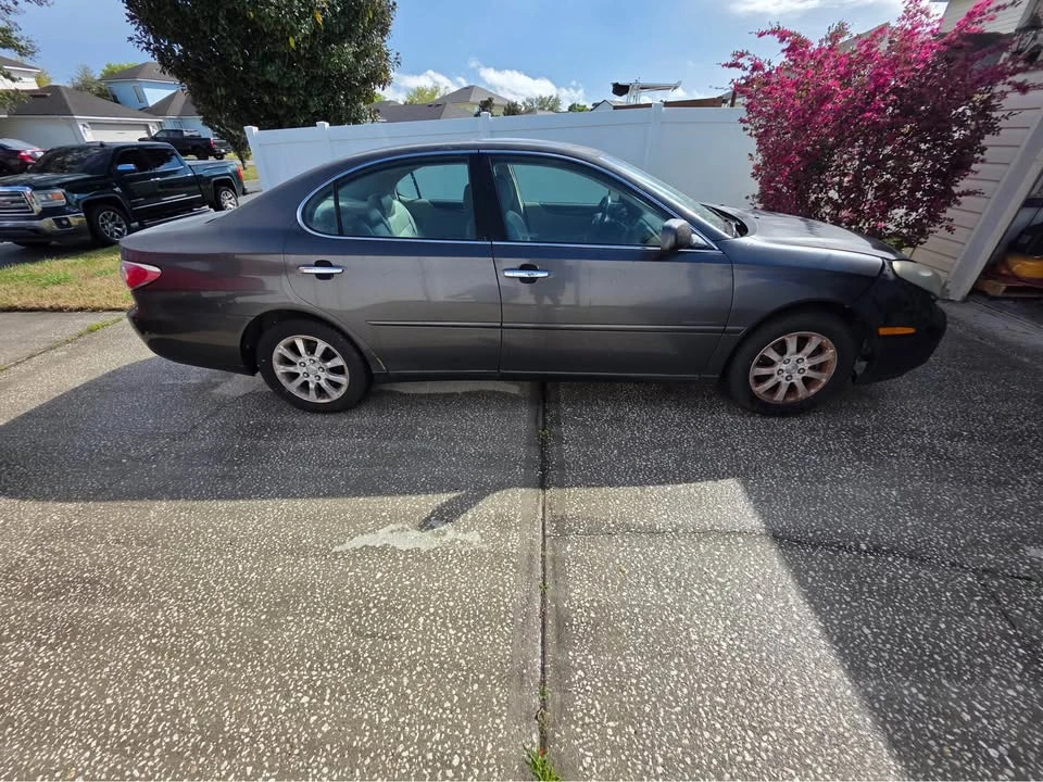 2004 Lexus ES 4th Gen - Image 2 of 7
