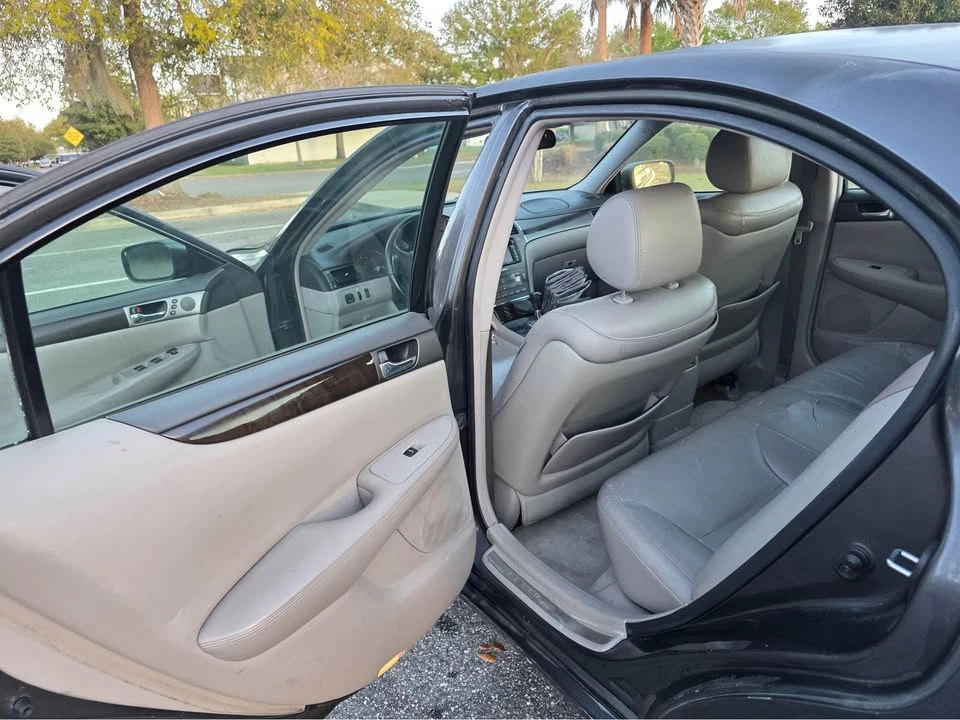 2004 Lexus ES 4th Gen - Image 3 of 7