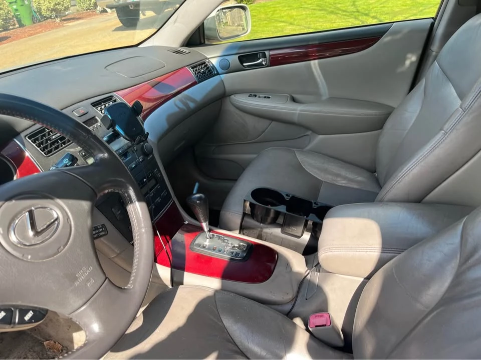 2004 Lexus ES 4th Gen - Image 6 of 7