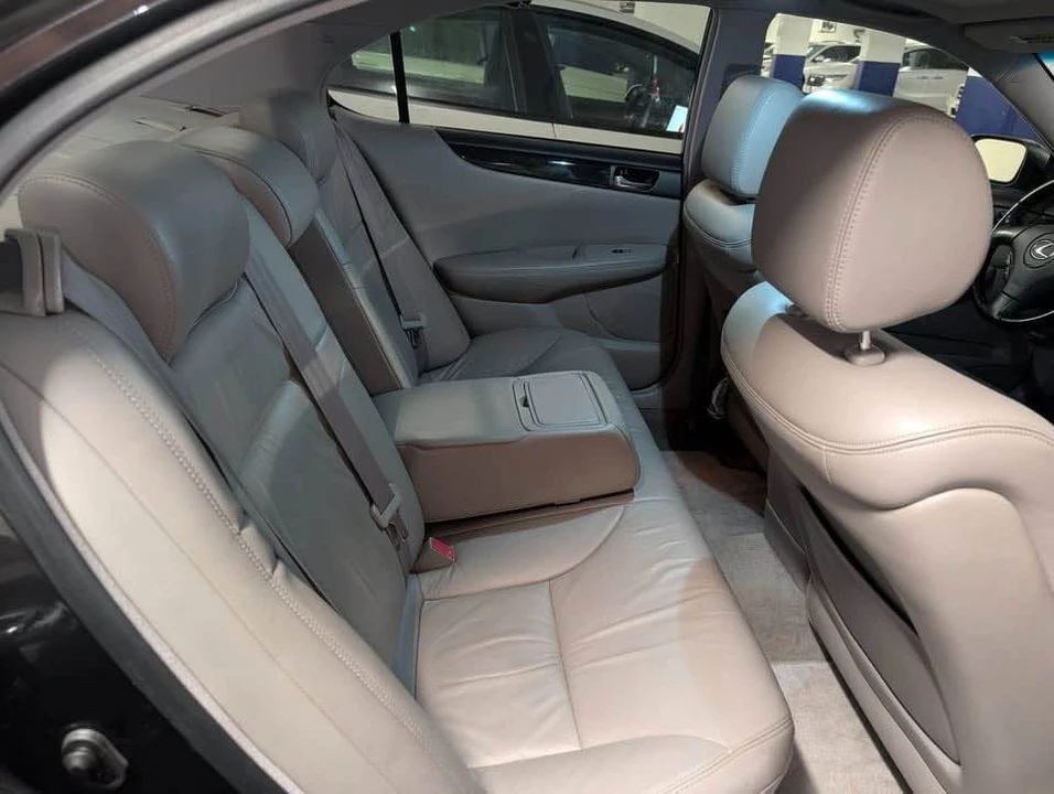 2004 Lexus ES 4th Gen - Image 8 of 20