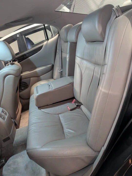 2004 Lexus ES 4th Gen - Image 12 of 20