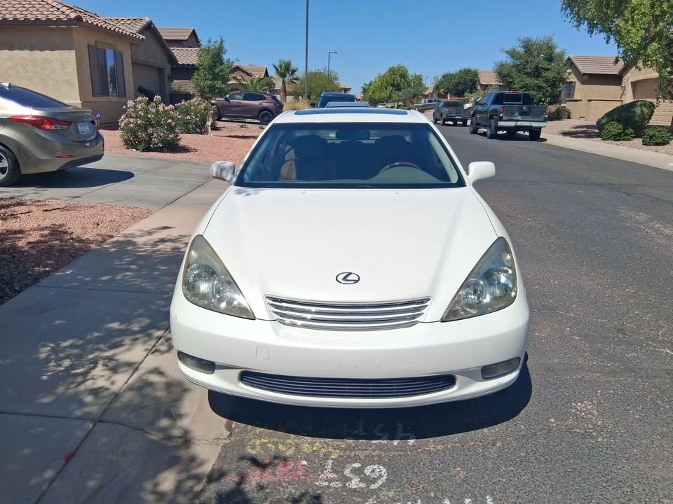 2004 Lexus ES 4th Gen - Image 2 of 6
