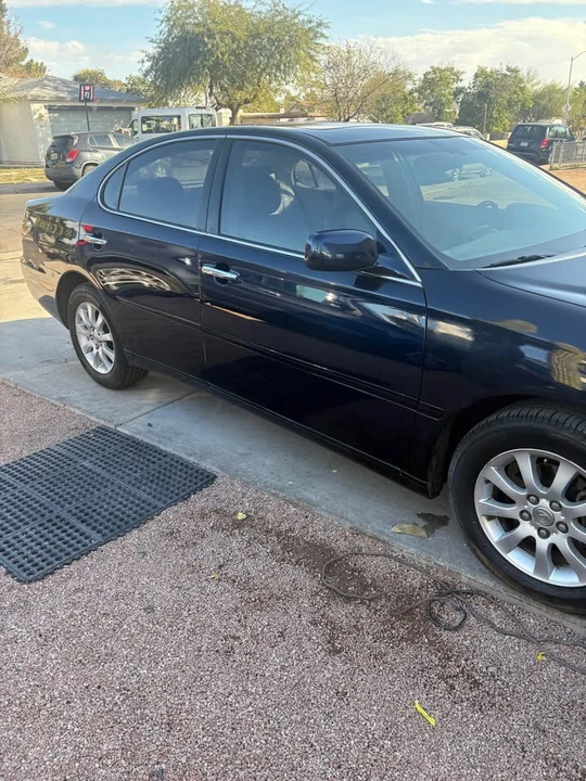 2004 Lexus ES 3rd Gen - Image 9 of 12