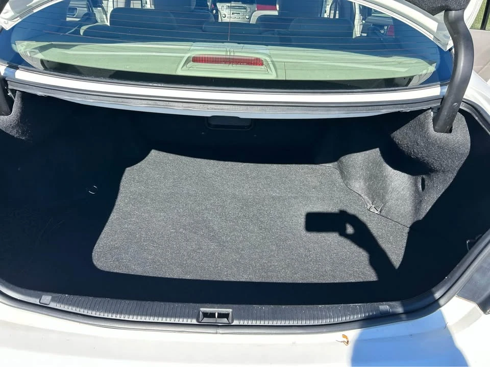 2004 Lexus ES 4th Gen - Image 15 of 20