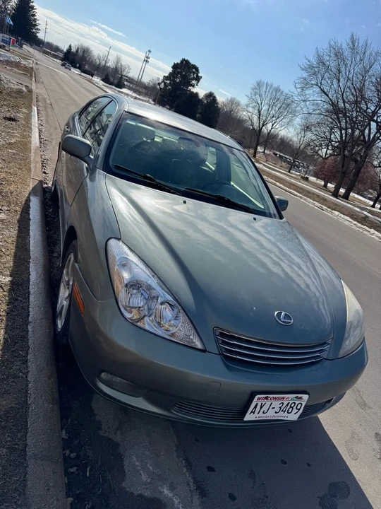 2004 Lexus ES 4th Gen - Image 2 of 6