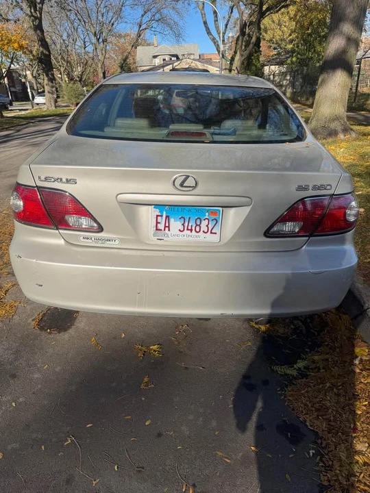 2004 Lexus ES 4th Gen - Image 4 of 8