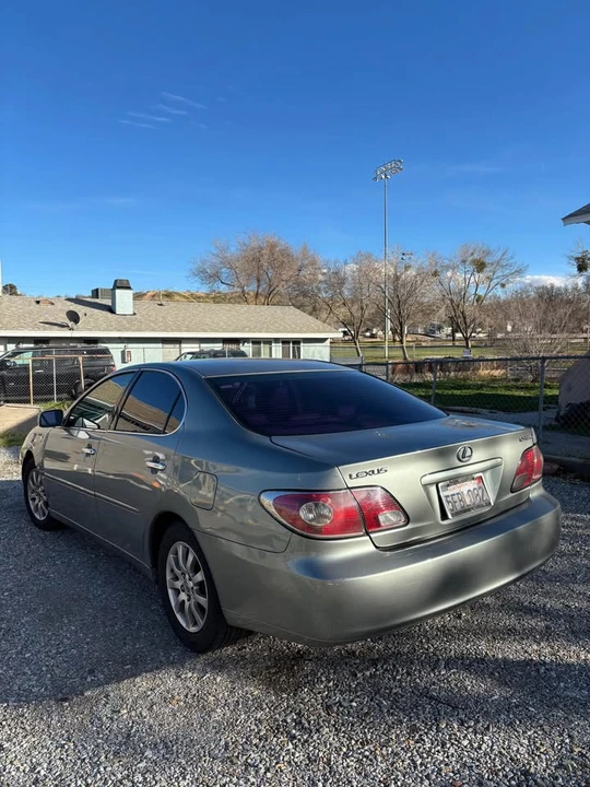 2004 Lexus ES 4th Gen - Image 3 of 5