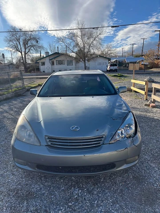 2004 Lexus ES 4th Gen - Image 2 of 5