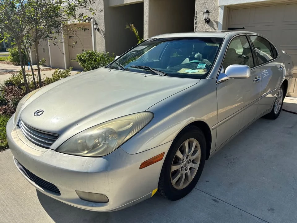 2004 Lexus ES 4th Gen - Image 2 of 4